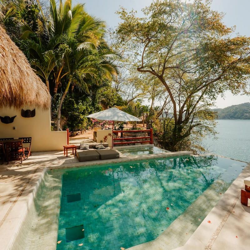 Villa in Bahia de Zihuatanejo 