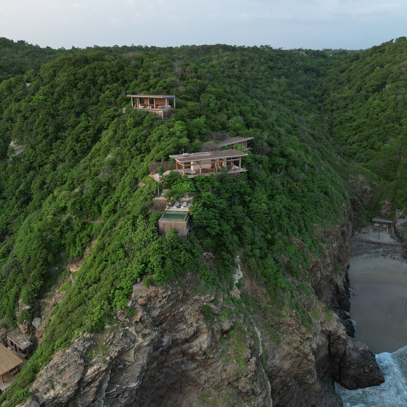 Cliffside Villa in Mazunte