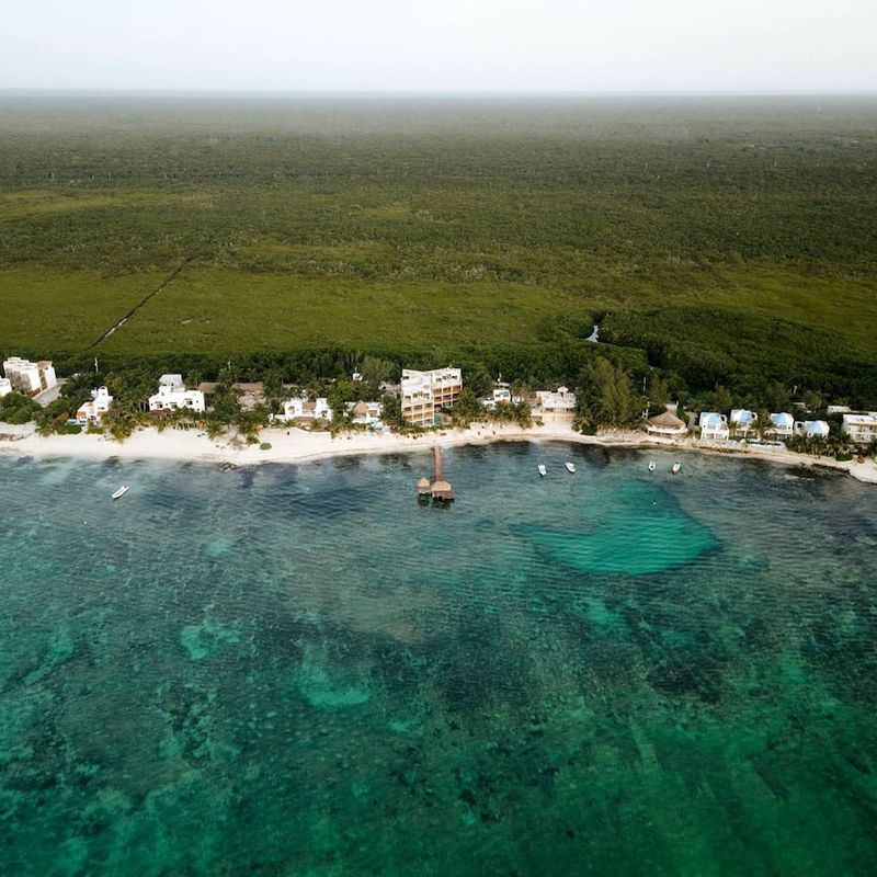 Beachfront Villa in Tankah Bay