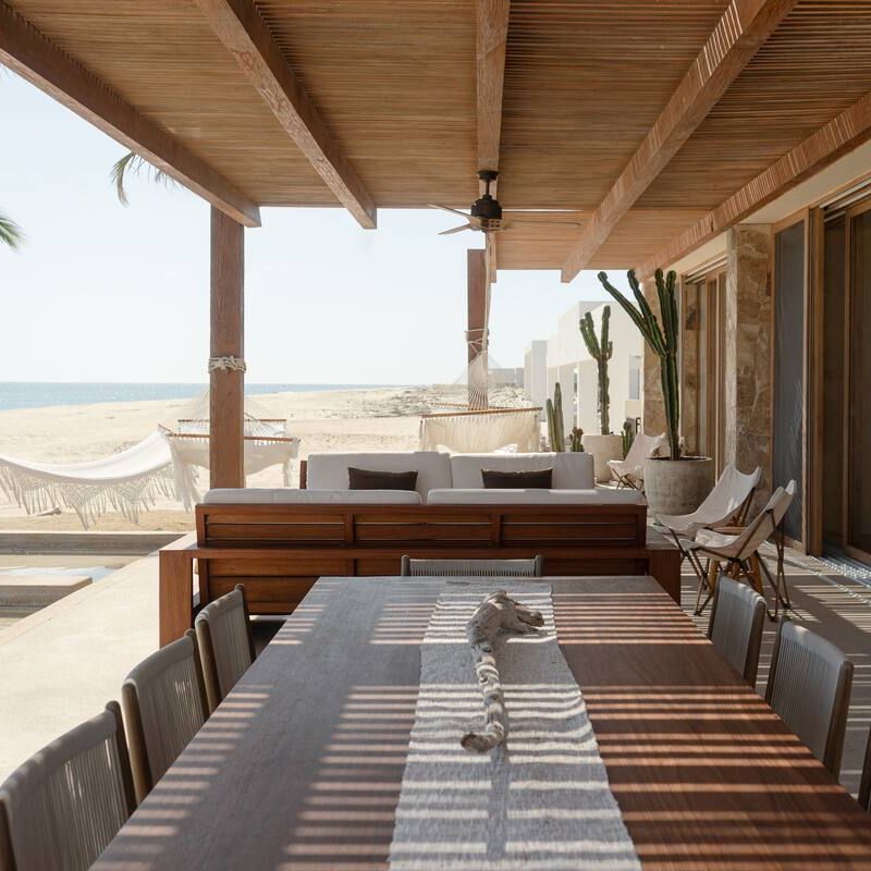 Beachfront Villa in La Ribera