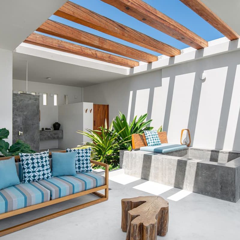 Beachfront Villa in Plataforma