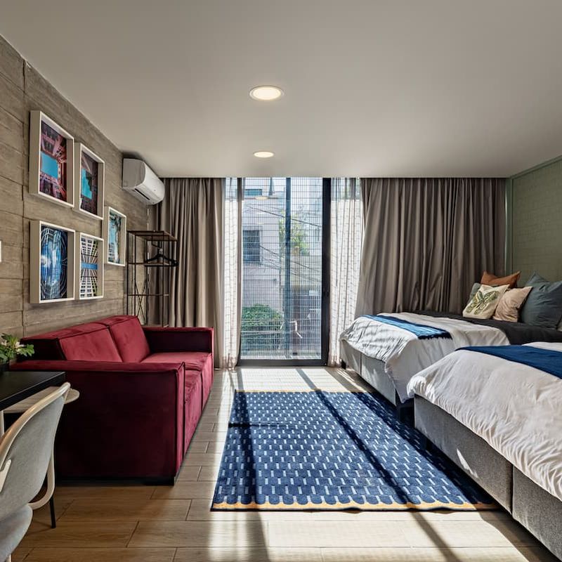 Row Home in Roma Sur