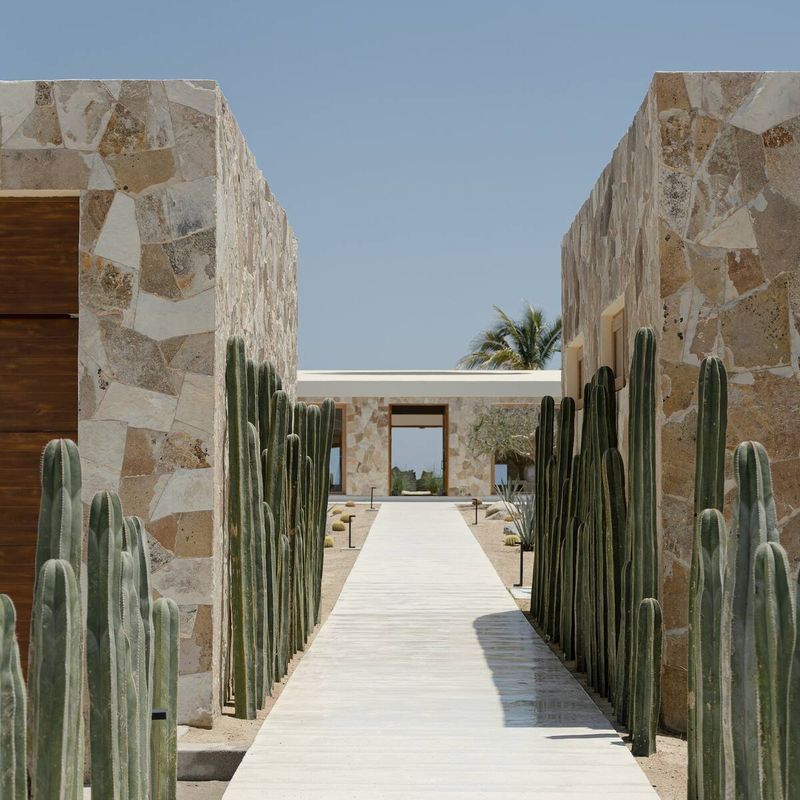 Beachfront Villa in La Ribera