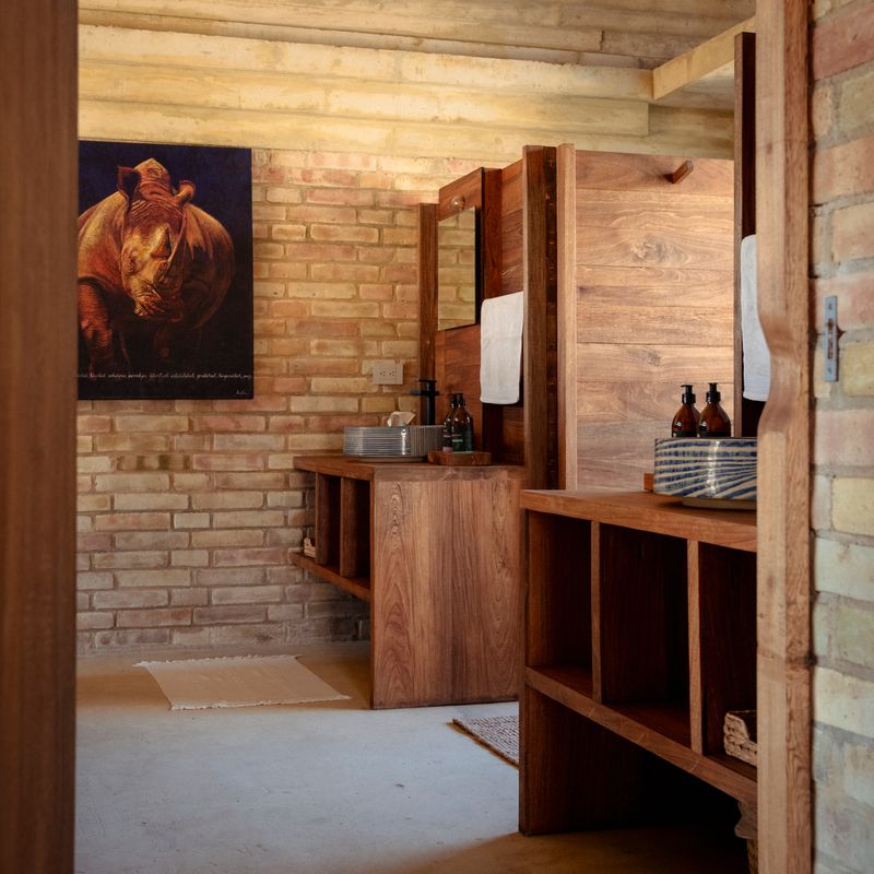 Designer Home in Ventanilla