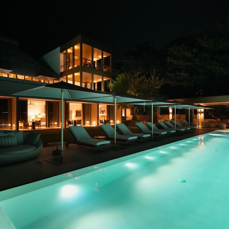 Oceanfront Villa in Paradise Coves