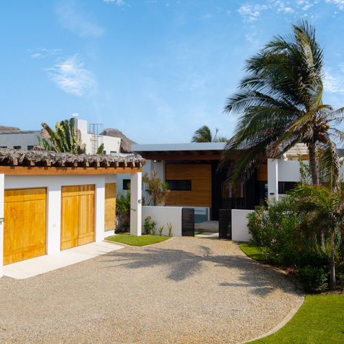Beachfront Villa in Puerto Escondido