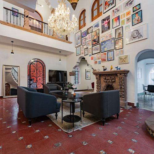 Large Home in Anzures