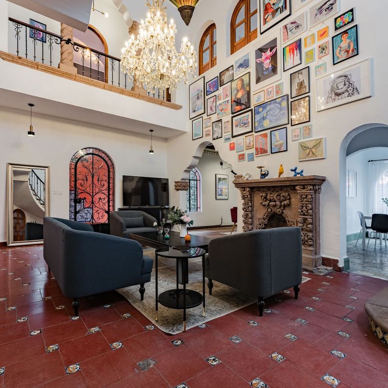 Large Home in Anzures