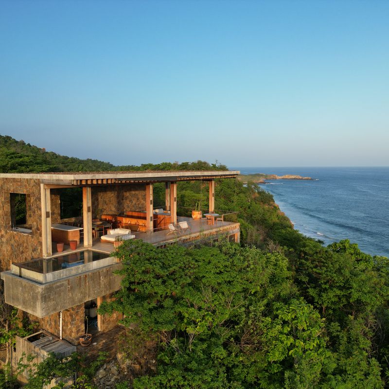 Cliffside Villa in Mazunte