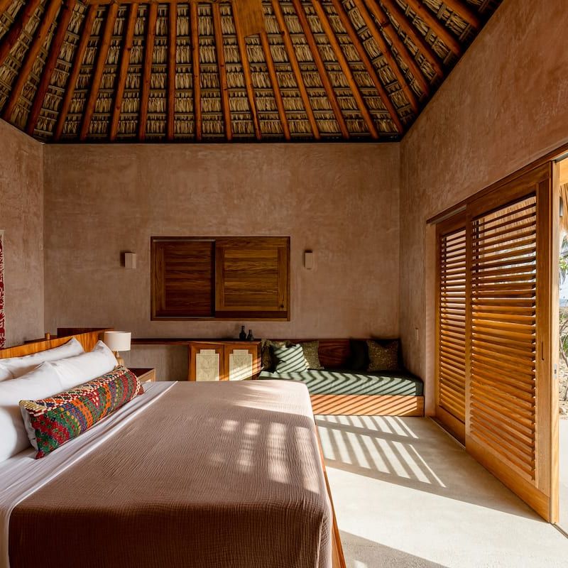 Beachfront Villa in Los Naranjos