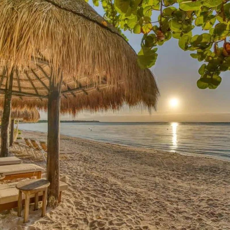 Beach Bungalow in Soliman Bay