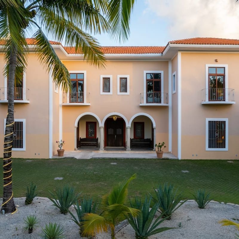 Mansion in Puerto Aventuras