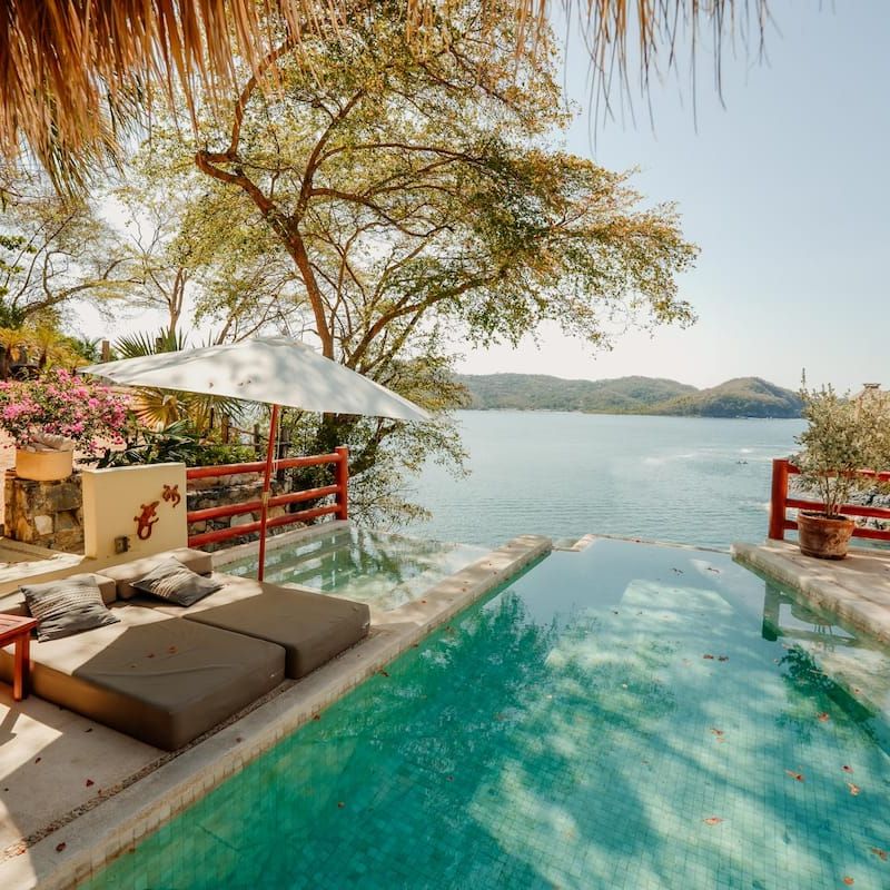 Villa in Bahia de Zihuatanejo 