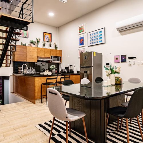 Row Home in Roma Sur