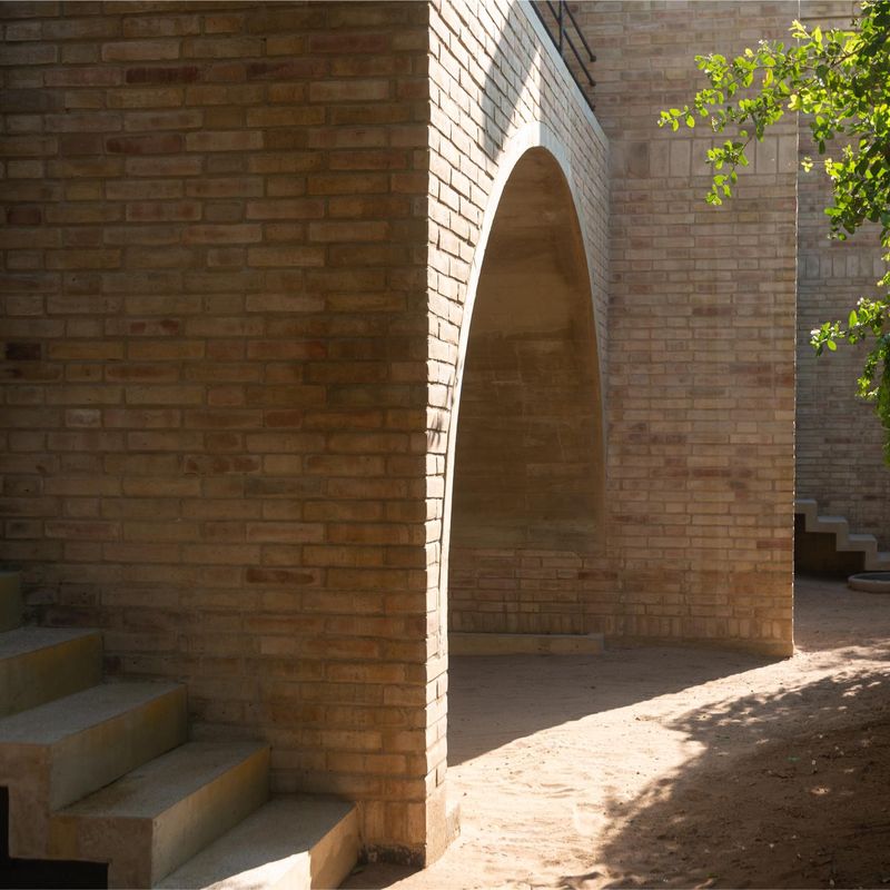 Designer home in Ventanilla