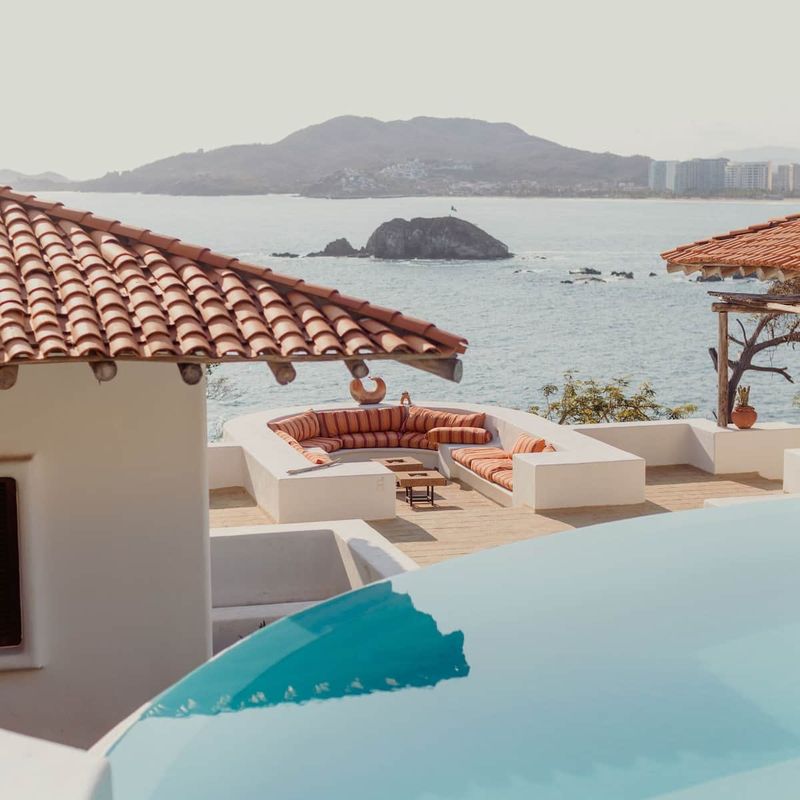 Designer Villa in Ixtapa