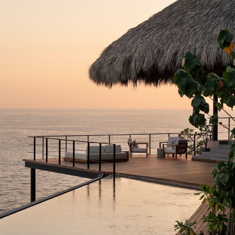 Luxury villa in Zihuatanejo