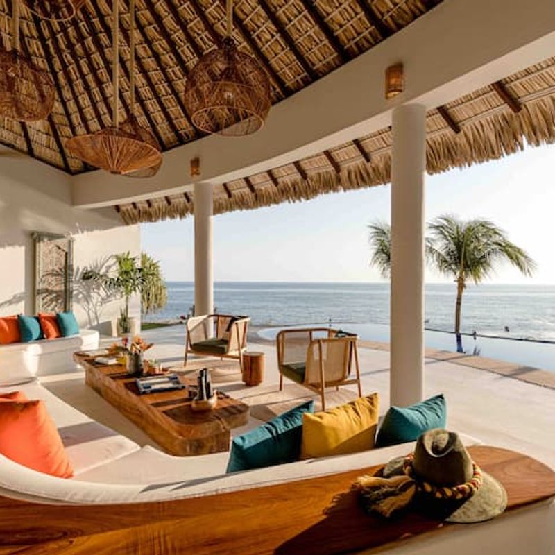 Cliffside Villa in Puerto Escondido