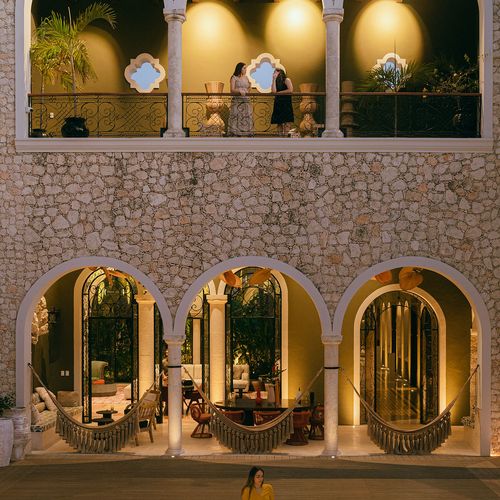 Mansion  in Centro