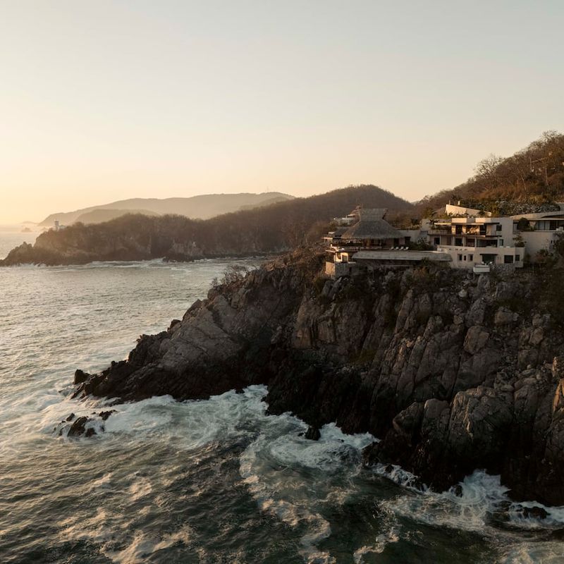 Luxury villa in Zihuatanejo