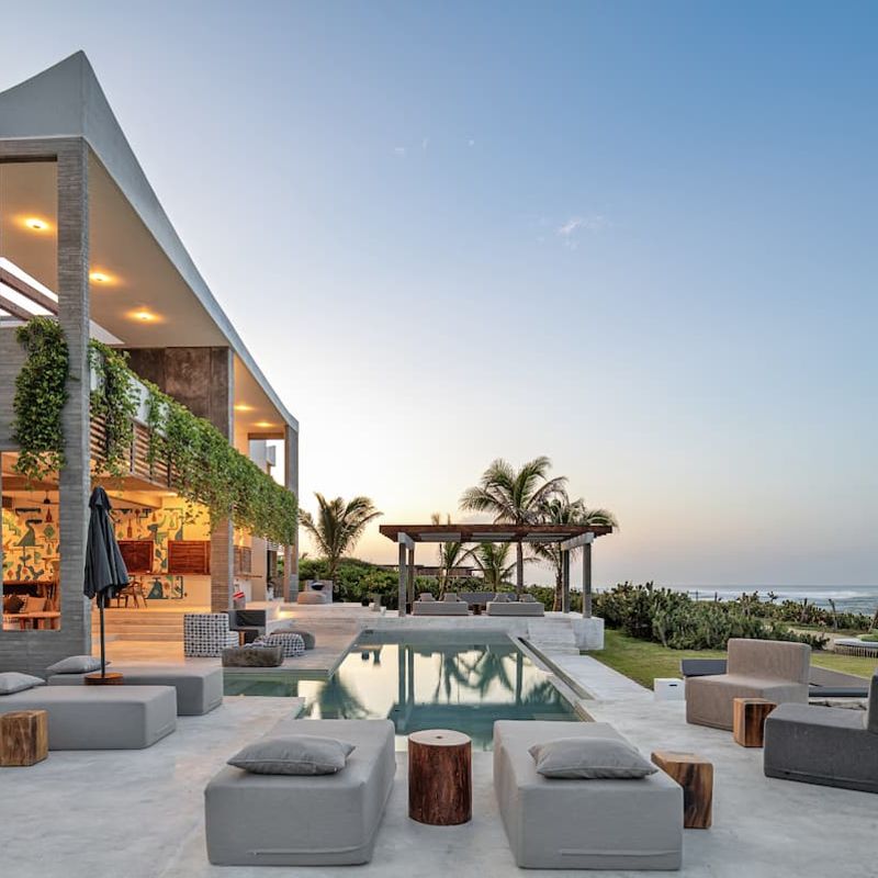 Beachfront Villa in Plataforma