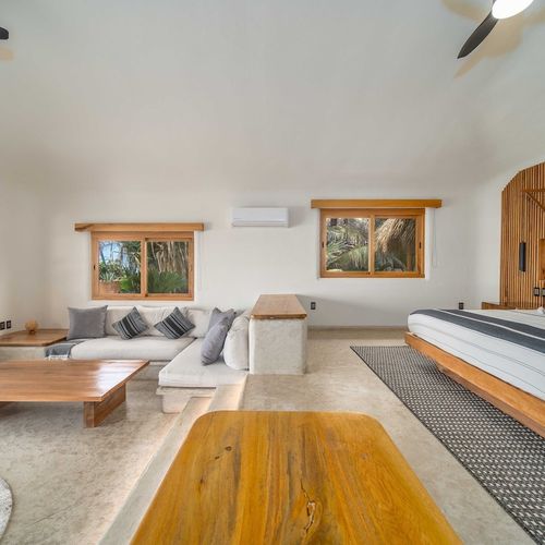Oceanfront Villa in Santa María Colotepec