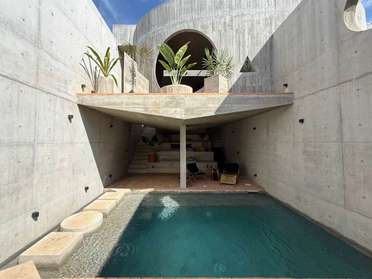 Brutalist Home in La Punta
