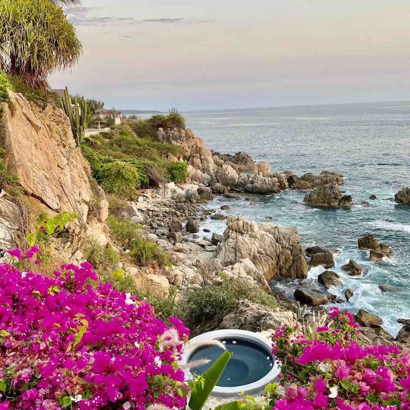 Cliffside Villa in Puerto Escondido