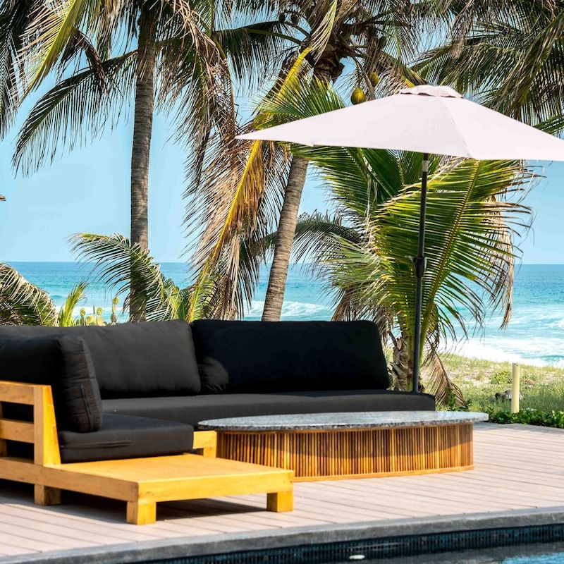 Oceanfront Villa in Santa María Colotepec