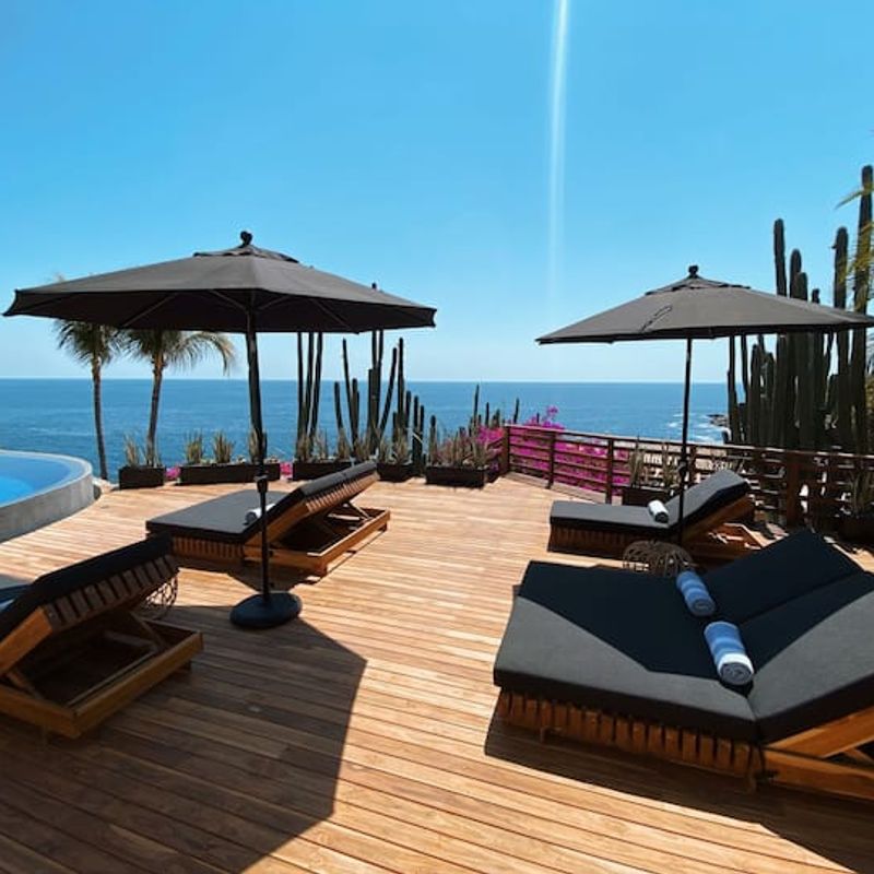 Cliffside Villa in Puerto Escondido