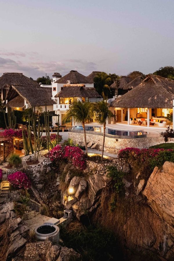 Cliffside Villa in Puerto Escondido