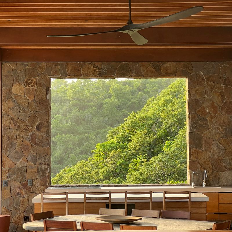 Cliffside Villa in Mazunte