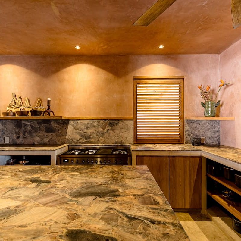 Beachfront Villa in Los Naranjos