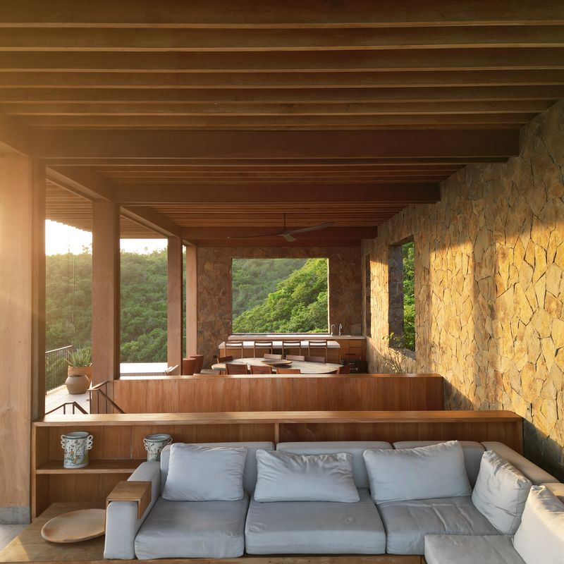 Cliffside Villa in Mazunte