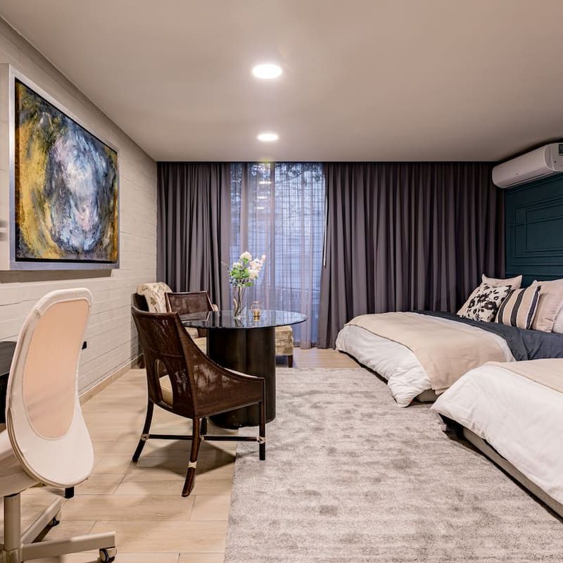 Row Home in Roma Sur