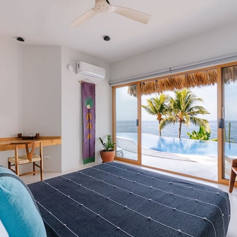 Cliffside Villa in Puerto Escondido