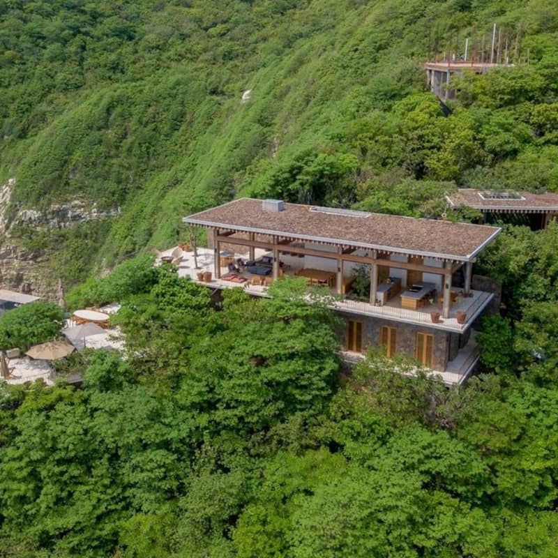 Cliffside Villa in Mazunte
