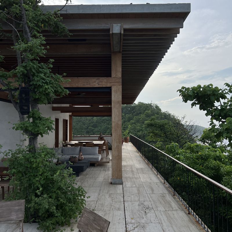 Cliffside Villa in Mazunte
