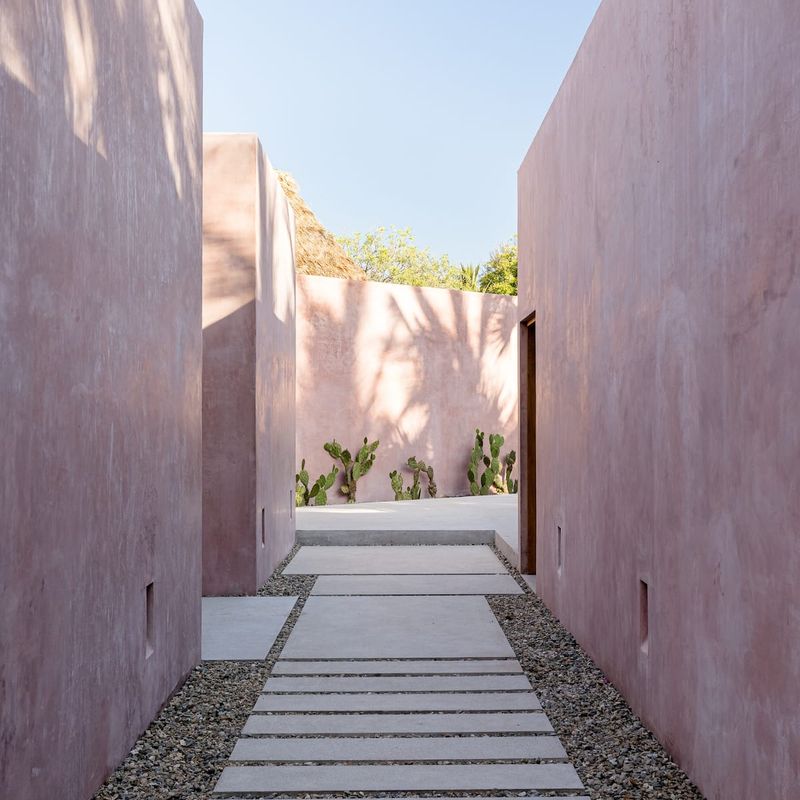 Beachfront Villa in Los Naranjos