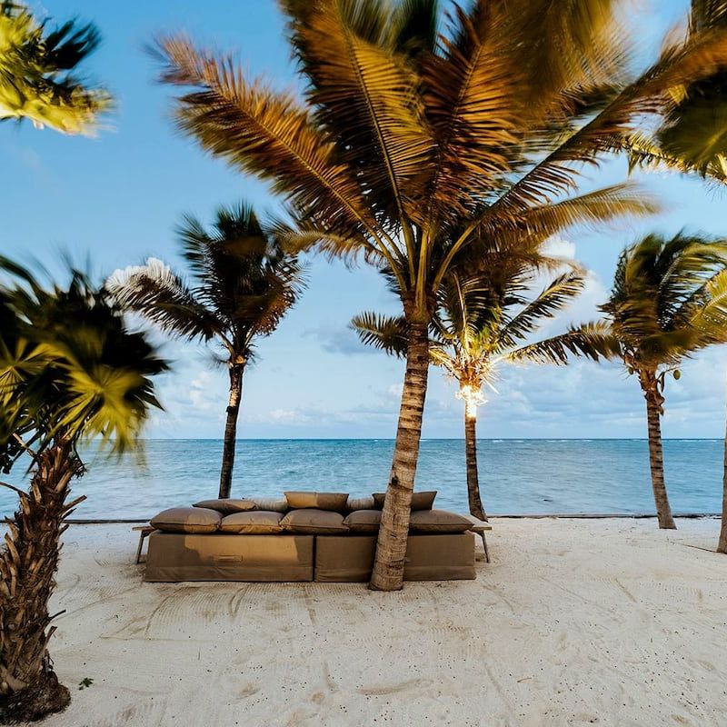 Beachfront Villa in Soliman Bay 