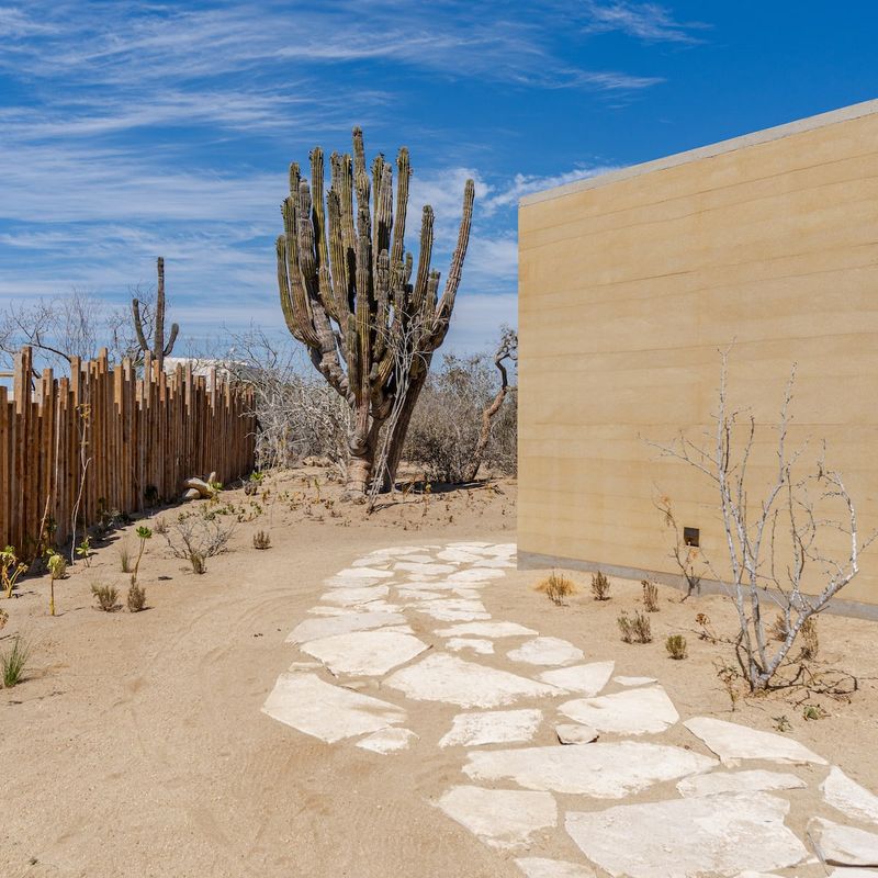 Desert Villa in Pescadero