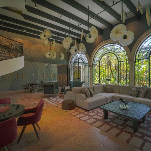 Mansion  in Centro