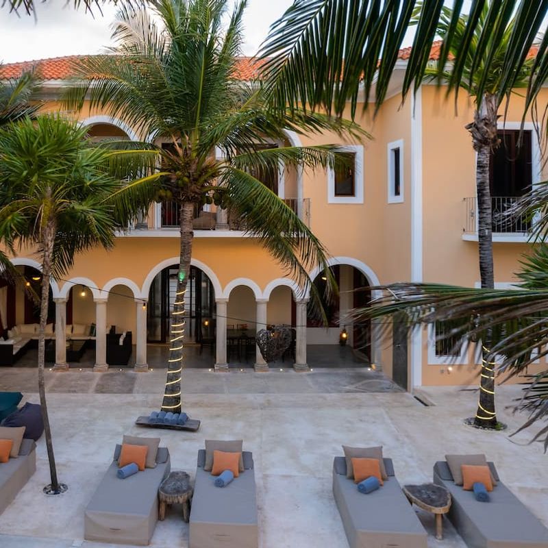 Mansion in Puerto Aventuras
