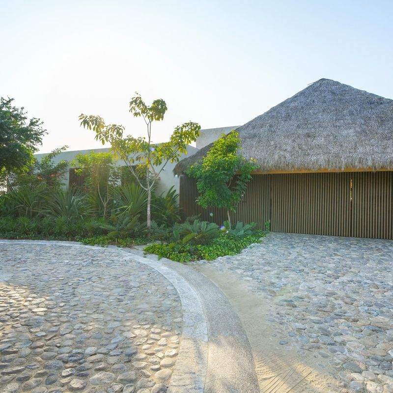 Oceanfront Villa in Paradise Coves
