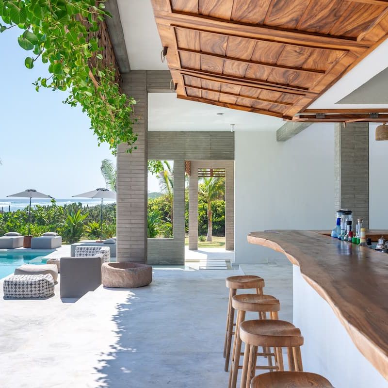 Beachfront Villa in Plataforma