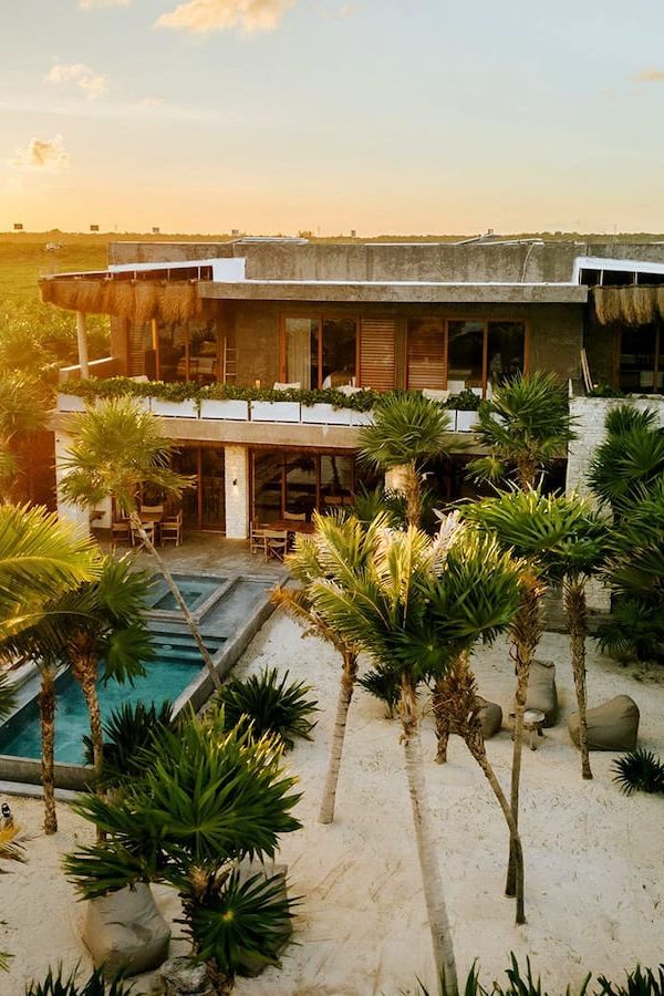 Beachfront Villa in Soliman Bay 