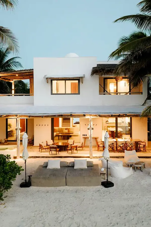 Beachfront Villa in Tankah Bay