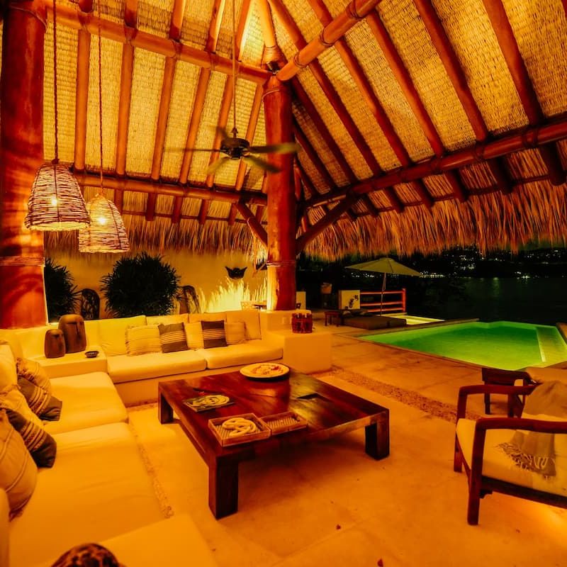 Villa in Bahia de Zihuatanejo 