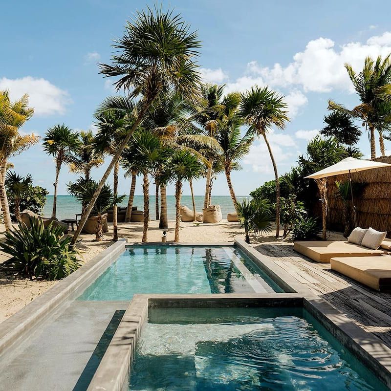 Beachfront Villa in Soliman Bay 