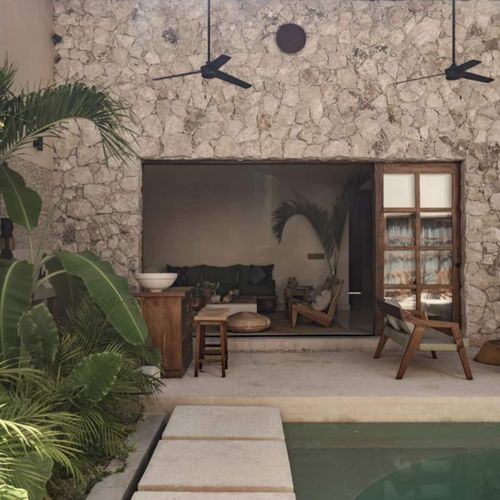 Home in Paseo de Montejo